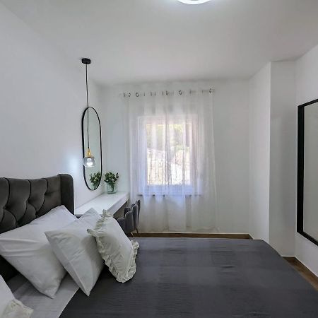 Kricin Sea Apartment Baška Esterno foto