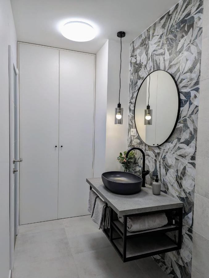 Kricin Sea Apartment Baška Esterno foto