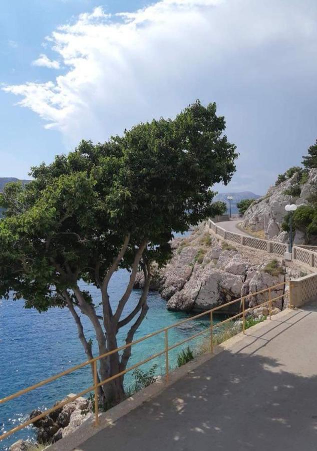 Kricin Sea Apartment Baška Esterno foto